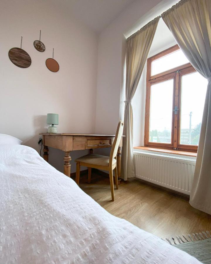 Bed & Breakfast Hugo Tótpelsőc Kültér fotó