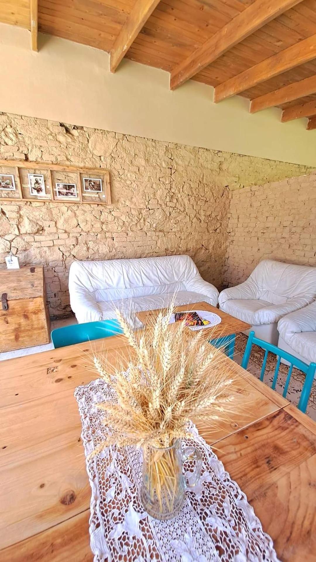 Bed & Breakfast Hugo Tótpelsőc Kültér fotó