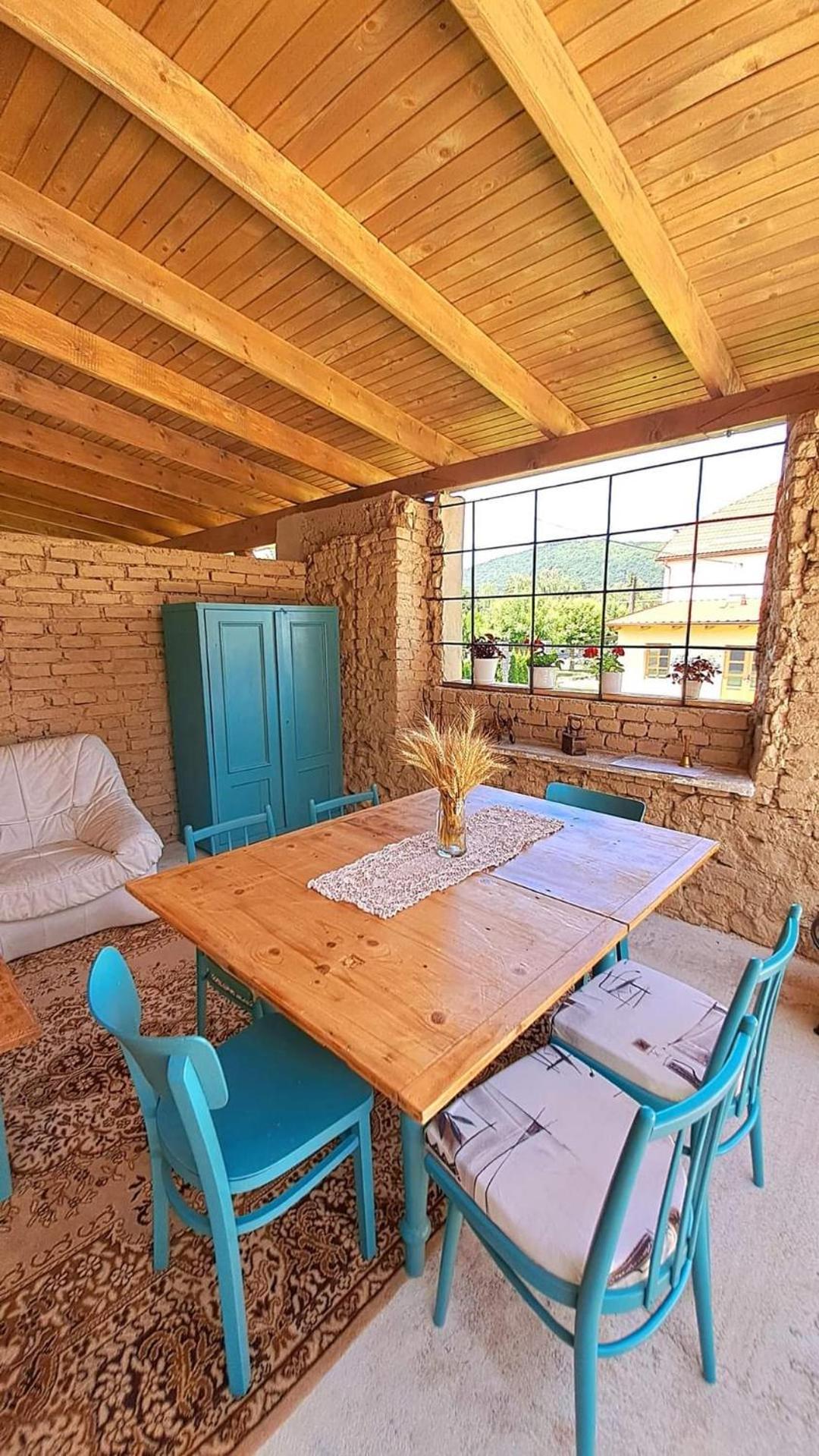 Bed & Breakfast Hugo Tótpelsőc Kültér fotó